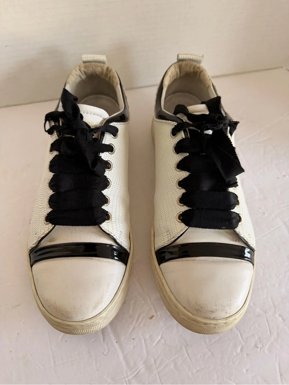 Lanvin White and Black Low-Top Leather Sneakers